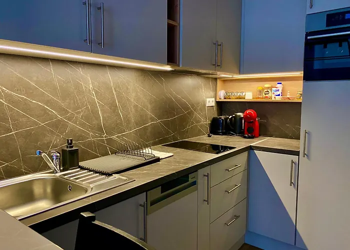 Comfortable Place On The Marina Port Budapest